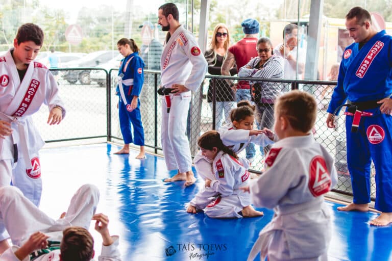 Inauguração da nova Gracie Barra Ecoville, dia 6 de maio de 2017. Por Taís Toews Fotografia.